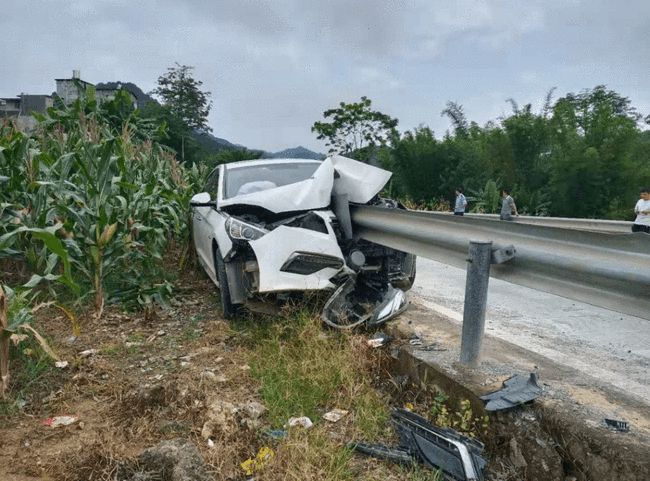 廣西河池車禍最新消息,廣西河池車禍最新消息，事故原因及后續(xù)處理進(jìn)展