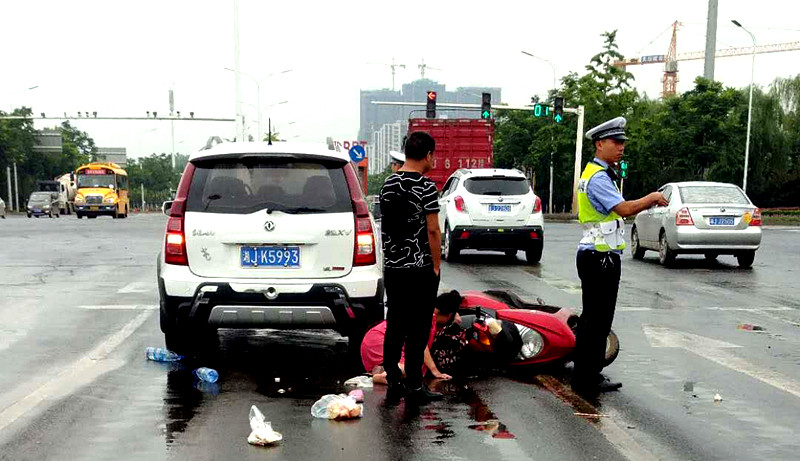 仙桃車禍新聞最新消息,仙桃車禍新聞最新消息，事故現(xiàn)場(chǎng)及救援情況全面解析