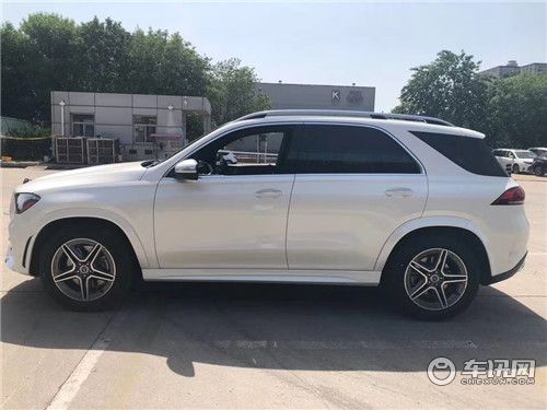 gle350d奔馳最新報價,奔馳GLE 350D最新報價，豪華與性能的完美結合