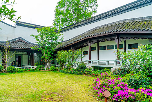 東方園林最新動態(tài),東方園林最新動態(tài)，創(chuàng)新、綠色、可持續(xù)發(fā)展引領行業(yè)前沿