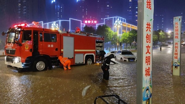 平頂山暴雨最新消息,平頂山暴雨最新消息，城市如何應對與救援進展